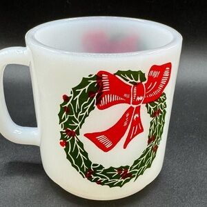 Vintage 70’s Glasbake Christmas Wreath Milk Glass Coffee Cup Mug Holiday